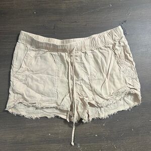 Bella-dahl Women's Cream and Tan Shorts